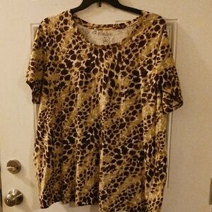 **** Roamans Animal Print Short Sleeve Top Plus Size 26/28